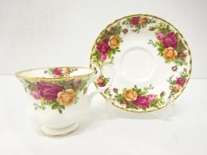 ROYAL ALBERT ロイヤルアルバート　オールドカントリーローズ　カップ＆ソーサー　洋食器